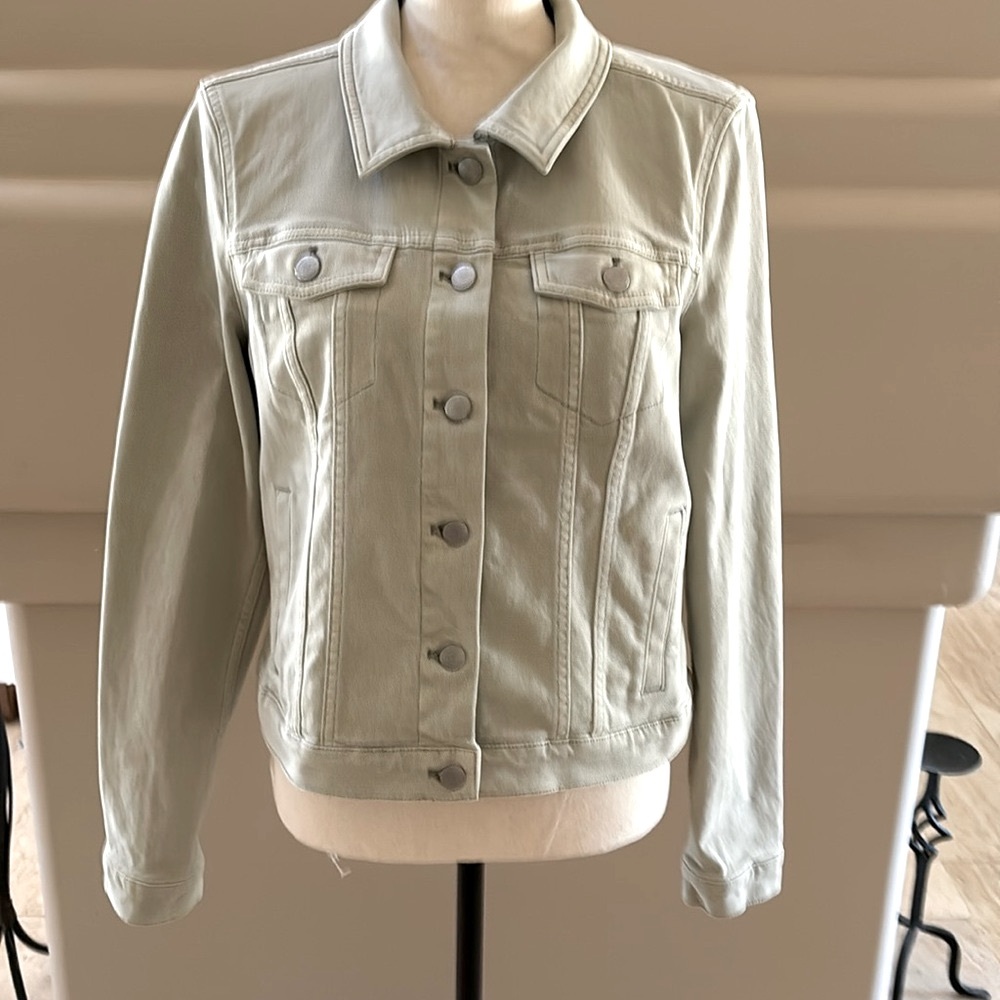 LOFT soft 100% Cotton Denim Green Jacket. Size M. New with tags.